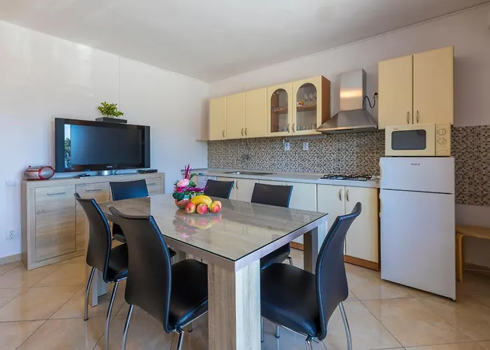 Apartment Silvana Dramalj