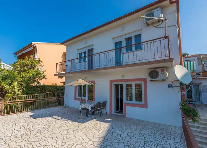 Apartment Silvana Dramalj