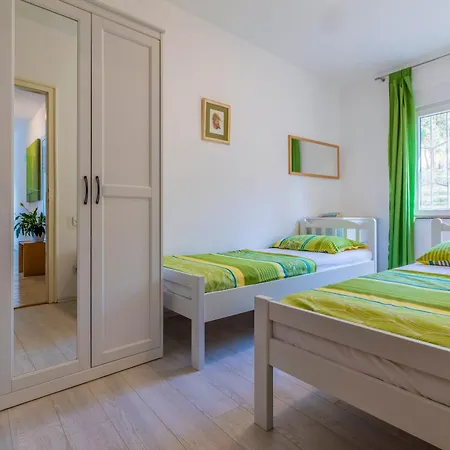 Apartament Silvana *